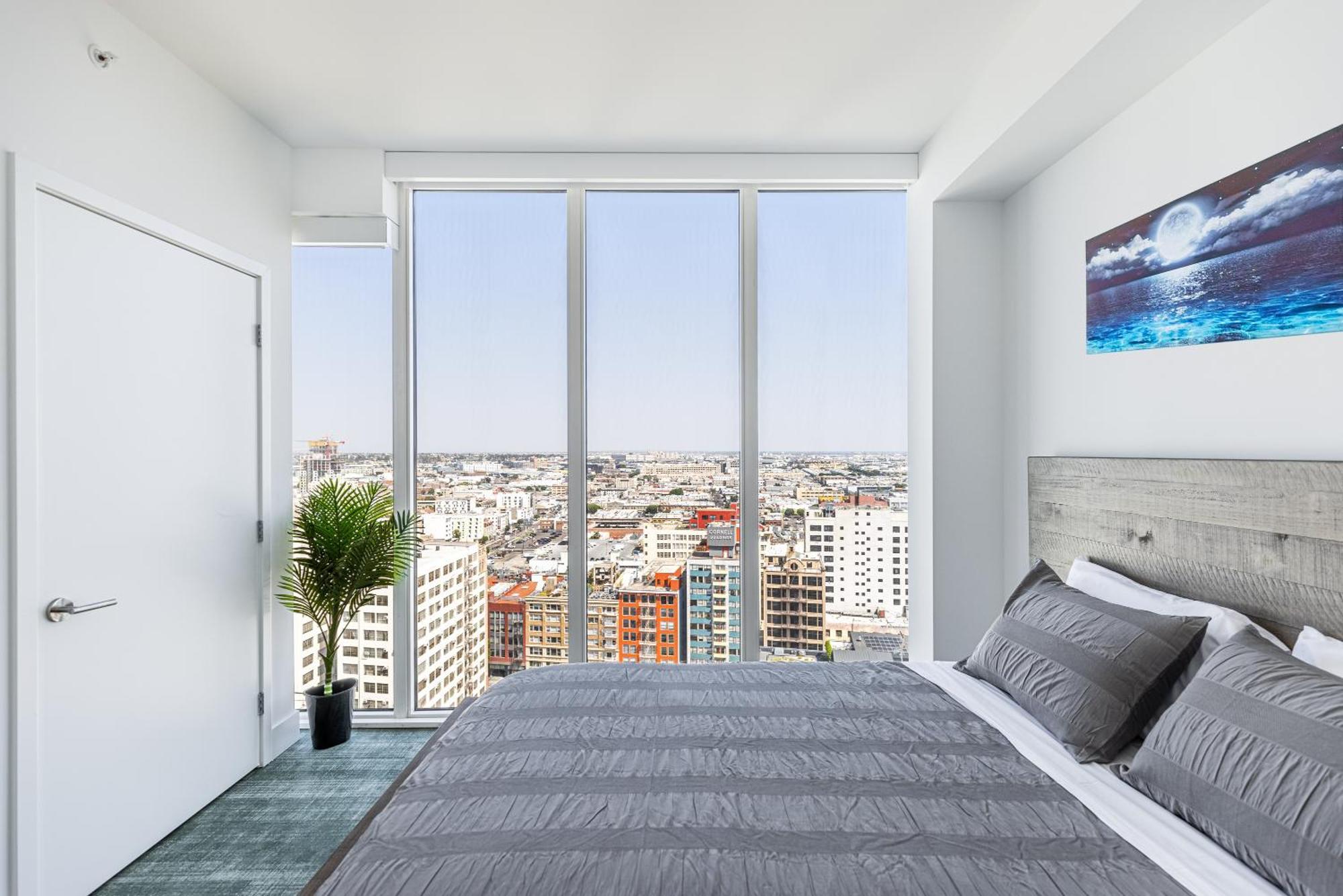 Top Floor High Rise 3 Bed Dtla Skyscraper Penthouse Лос Анджелис Екстериор снимка