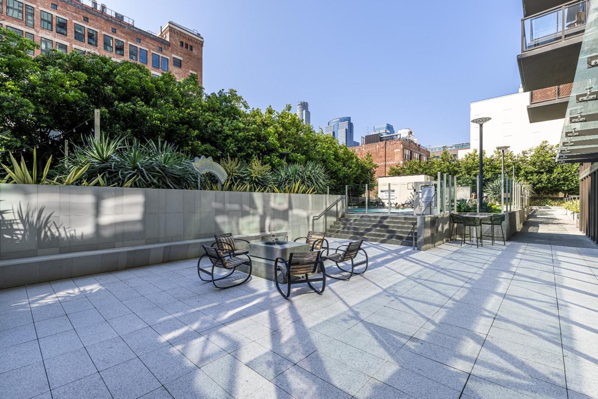 Top Floor High Rise 3 Bed Dtla Skyscraper Penthouse Лос Анджелис Екстериор снимка